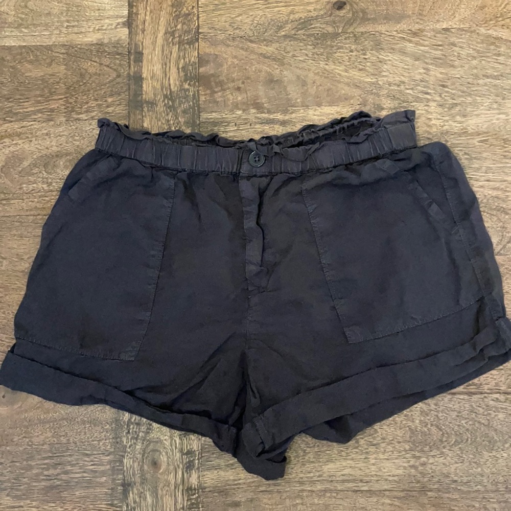 Arie // American Eagle Shorts